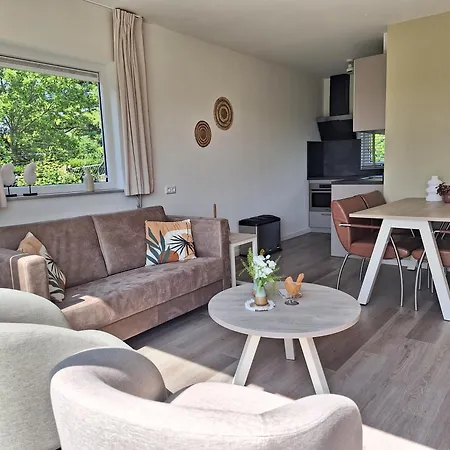 Domein Hellebeuk Met Uitzicht! Valkenburg/klimmen بيت للعطل *