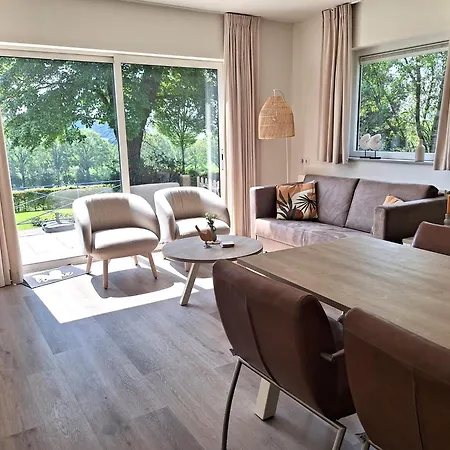 Domein Hellebeuk Met Uitzicht! Valkenburg/klimmen *