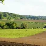 Domein Hellebeuk Met Uitzicht! Valkenburg/klimmen * Klimmen